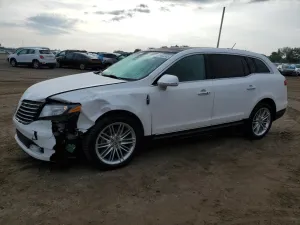 2019 LINCOLN MKT