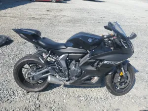 2024 YAMAHA YZFR7