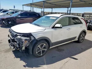 2023 KIA NIRO