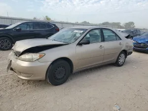 2005 TOYOTA CAMRY