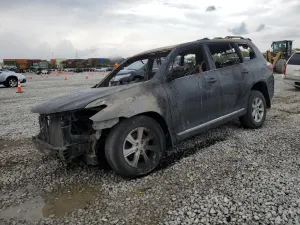 2013 TOYOTA HIGHLANDER