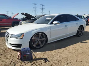 2014 AUDI S8