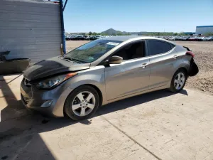 2013 HYUNDAI ELANTRA