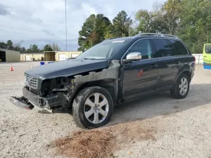 2013 VOLVO XC90