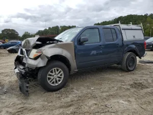 2015 NISSAN FRONTIER