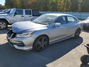 2017 HONDA ACCORD