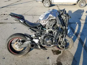 2023 KAWASAKI ZR900 F