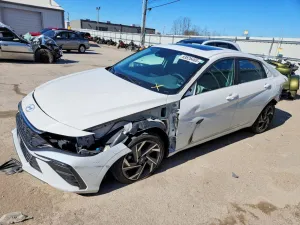 2024 HYUNDAI ELANTRA