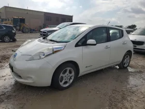 2013 NISSAN LEAF
