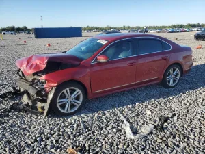 2015 VOLKSWAGEN PASSAT