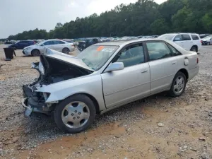 2001 TOYOTA AVALON