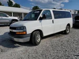 2011 CHEVROLET EXPRESS