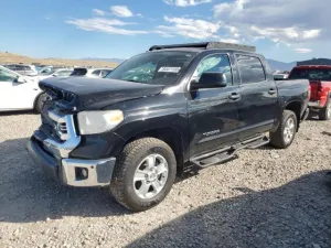 2017 TOYOTA TUNDRA
