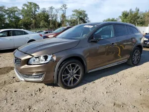 2015 VOLVO V60