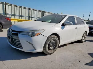 2016 TOYOTA CAMRY