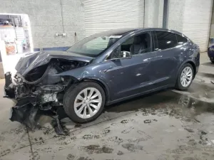 2017 TESLA MODEL X