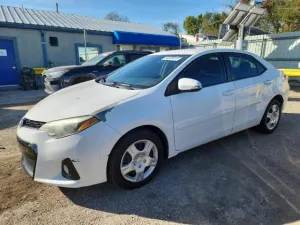 2015 TOYOTA COROLLA