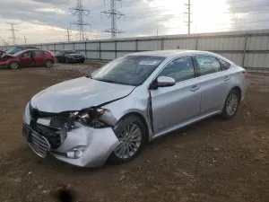 2013 TOYOTA AVALON