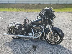 2021 HARLEY DAVIDSON FL