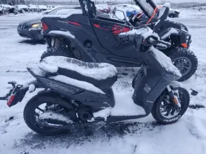 2025 PIAGGIO SCOOTER