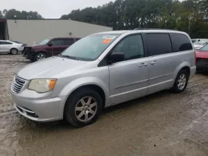 2012 CHRYSLER MINIVAN