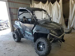 2016 CF MOTO ZFORCE 800