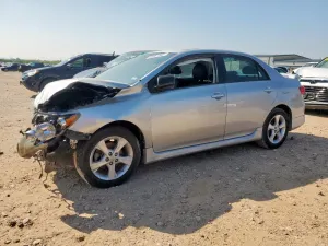 2011 TOYOTA COROLLA
