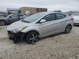 2013 HYUNDAI ELANTRA
