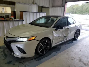 2020 TOYOTA CAMRY
