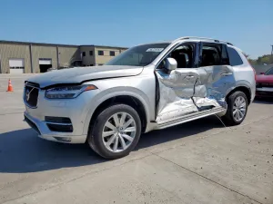 2017 VOLVO XC90