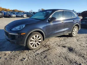 2015 PORSCHE CAYENNE