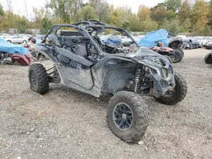 2021 CAN-AM SIDEBYSIDE