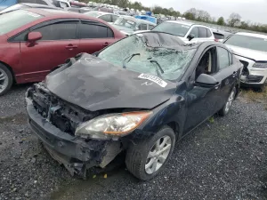 2011 MAZDA 3