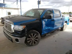 2011 TOYOTA TUNDRA