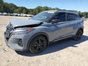 2022 NISSAN KICKS