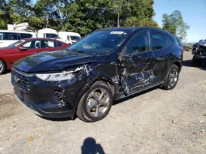2023 FORD ESCAPE ST