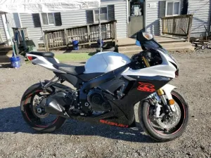 2019 SUZUKI GSXR750