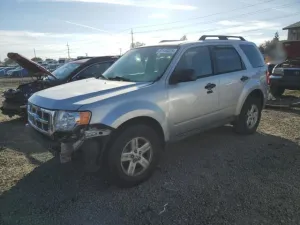 2011 FORD ESCAPE