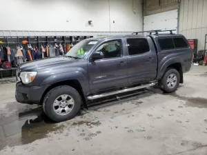 2015 TOYOTA TACOMA