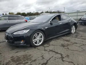 2015 TESLA MODEL S