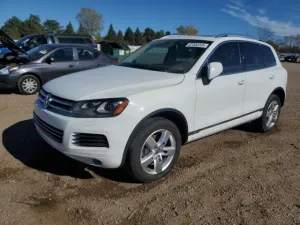 2013 VOLKSWAGEN TOUAREG