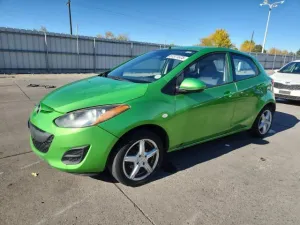 2011 MAZDA 2