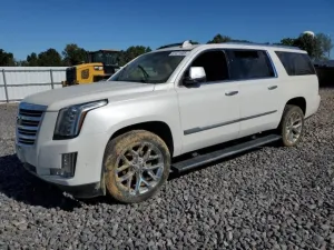2017 CADILLAC ESCALADE
