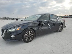 2019 NISSAN ALTIMA