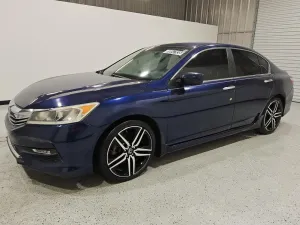 2017 HONDA ACCORD