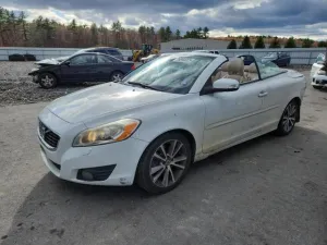 2011 VOLVO C70