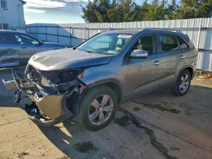 2013 KIA SORENTO