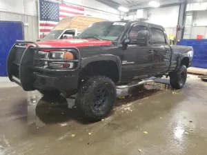 2004 GMC SIERRA