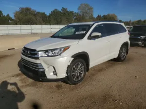 2018 TOYOTA HIGHLANDER