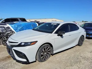 2022 TOYOTA CAMRY